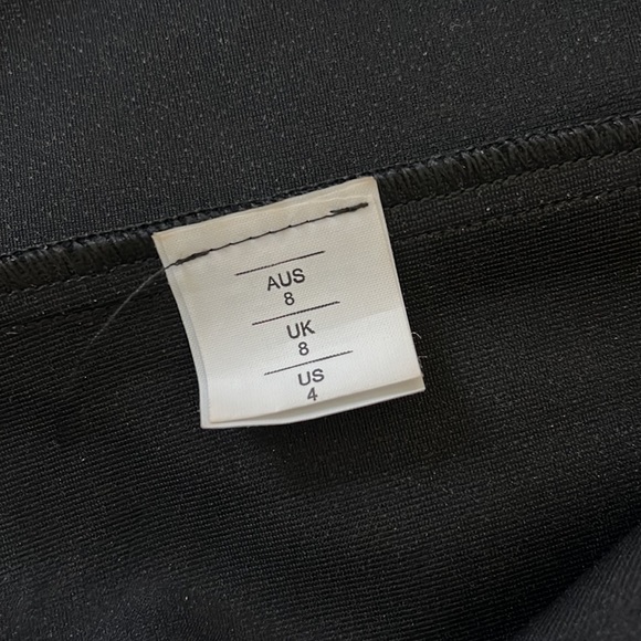 Nicholas Black Zipper Front Midi Skirt - sz 4US - Picture 6 of 7